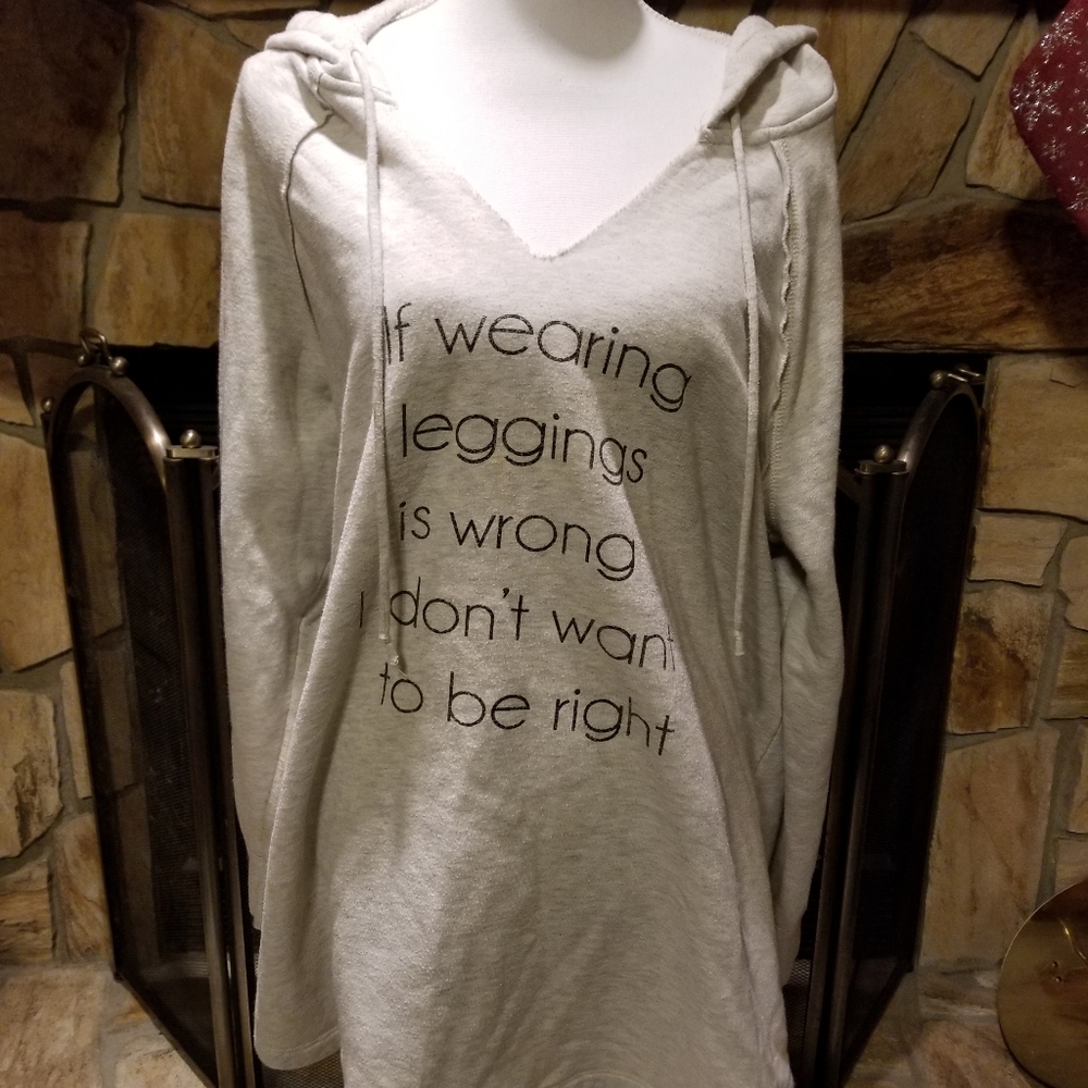 Maurices V-neck Lightweight Fleece Hoodie Sz 2 EUC
